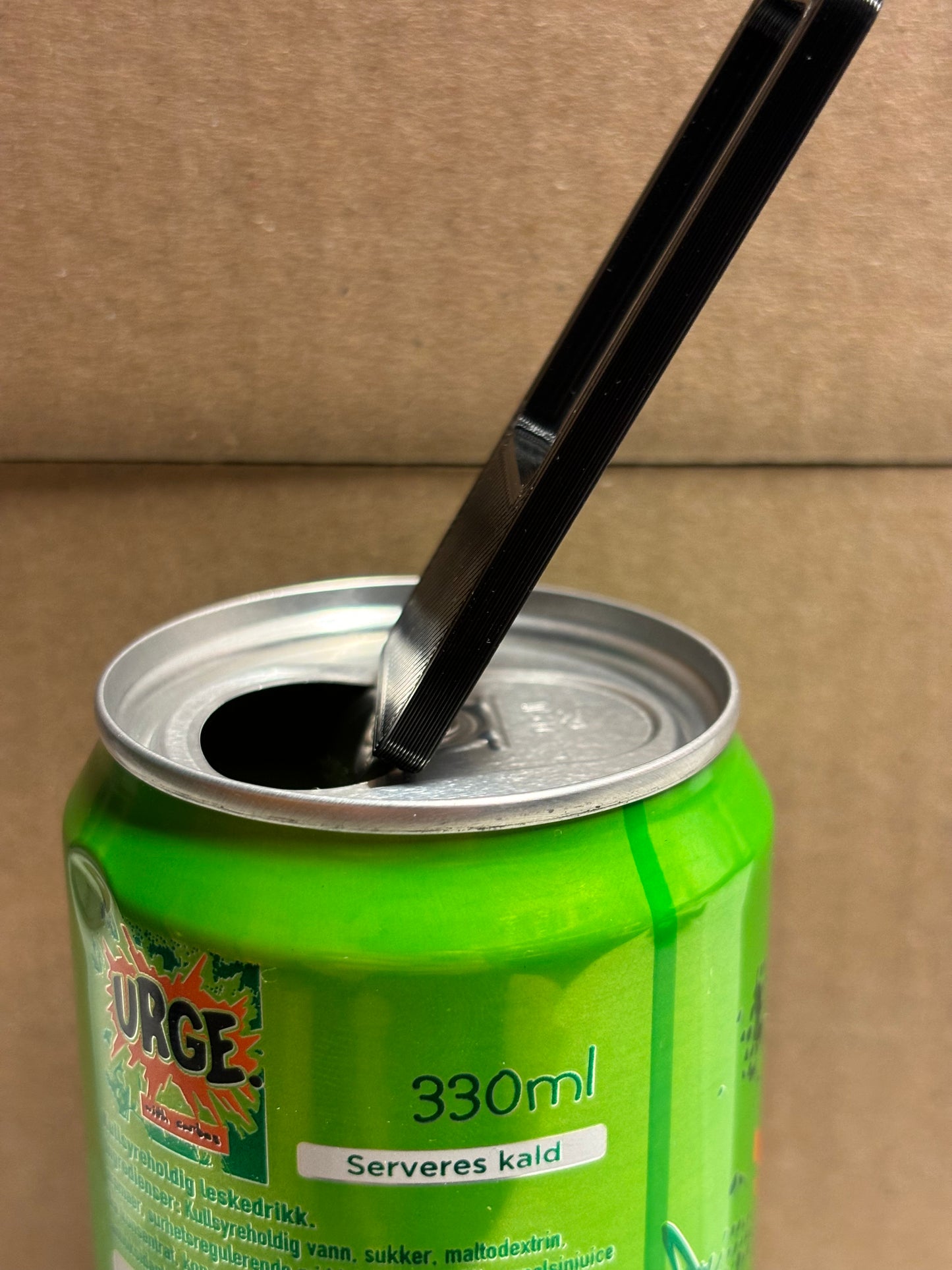 Brusboks åpner